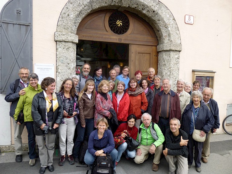 eine muntere Reisegruppe